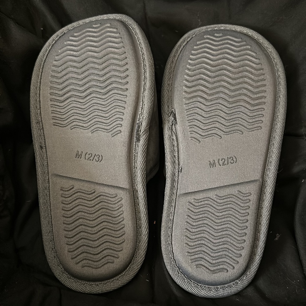 Gray Slippers - Picture 3 of 6